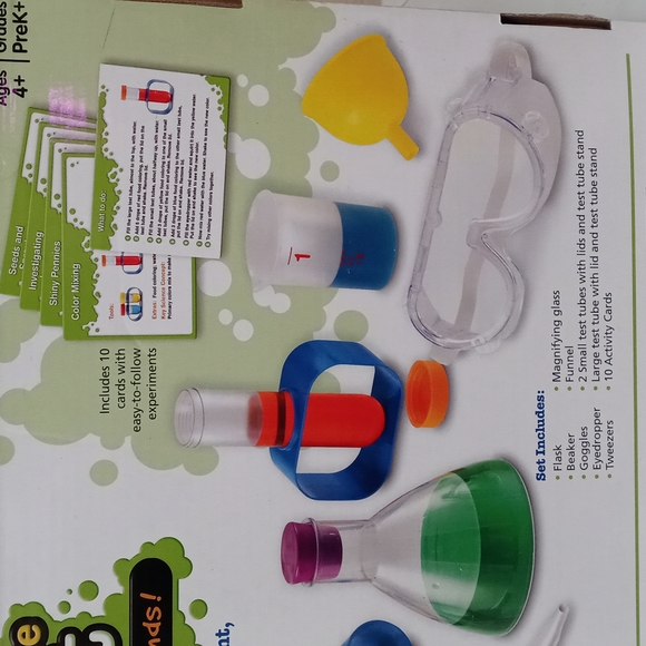 Learning Resources Primary Science Lab Set PreK+ - Picture 7 of 7